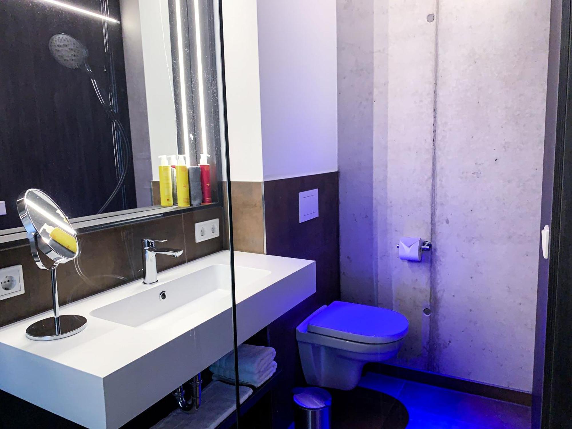 Hotel Zeitgeist Warburg Extérieur photo